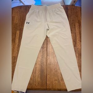 Under Armour light fit pants